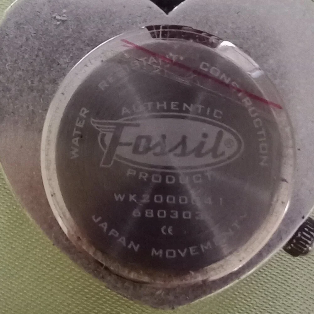 Key Ring Watch Locket - Picture 5 of 6